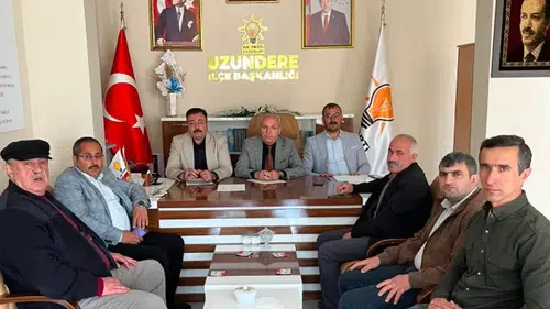 AK Parti Uzundere İlçe Teşkilatı Aylık Grup Toplantısında Bir Araya Geldi