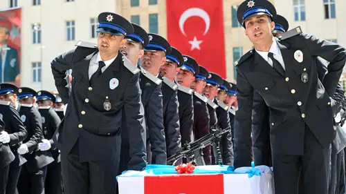 Erzurum'da 703 Polis Adayı Mezuniyet Coşkusunu Yaşadı