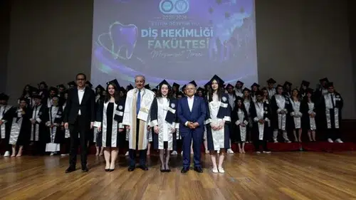 Diş Hekimliği Mezunları İçin Diploma Töreni: Başkan Büyükkılıç'tan Destek ve Kutlama!