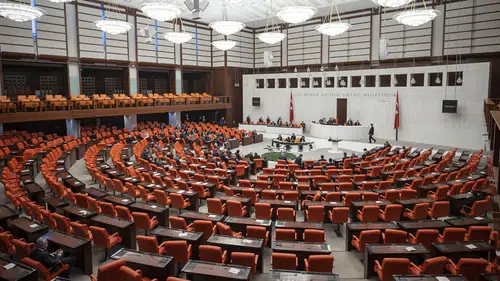 Uzman erbaş kanunu değişiyor: AK Parti yeni teklifi Meclis'e sundu