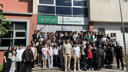 Artvinli Gençler Gençler Bakanlığında Programı İçin Ankara’ya Uğurlandı