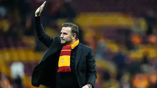 Okan Buruk Galatasaray tarihine geçti: Fatih Terim’in rekoru kırıldı