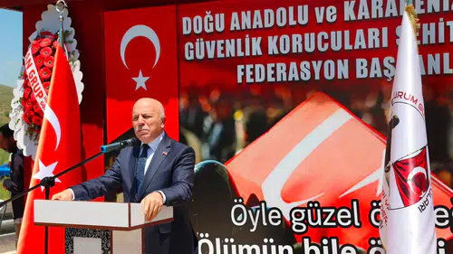 Erzurum'da Şehitlik ve Hacı Ahmet Sekmen Mescidi Dualarla Açıldı
