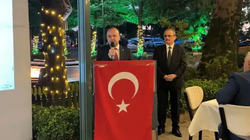 Hopa Kaymakamı Abdullah Arslantürk'e Duygusal Veda: Yeni Görev Yeri Afşin Oldu