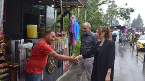 Kaymakam Gizem Çiçek ve Başkan Ömer Altun'dan Ayder Yaylası Esnafına Ziyaret