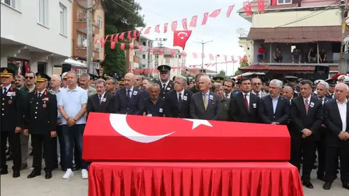 Şehit uzman çavuş son yolculuğuna uğurlandı