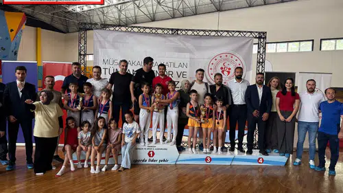 Erzurum ANALİG Cimnastik Takımı Türkiye Finalleri'ne Yükseldi