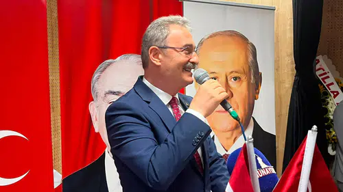 Şalpazarı'nda MHP İlçe Kongresi Tamamlandı: Recep Demirtürk Güven Tazeledi