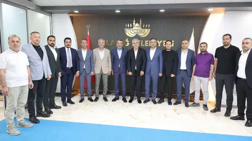 Başkan Toprak ve yönetimden Başkan Şerifoğulları’na ziyaret