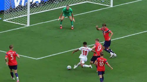 FIFA'dan İngiltere - Norveç maçındaki tartışmalı golle ilgili açıklama