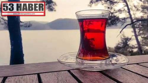 Çay Fiyatları Enflasyonu Dörtnala Koşturuyor: Küçük Bir Bardak, Büyük Etki!