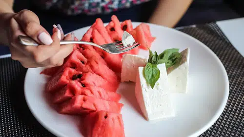 Karpuz ve Peynir İkilisinin Sağlık Faydaları Neler? Uzmanlardan Önemli Açıklamalar!