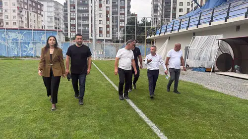 Pazar Futbol Sahası’nda Tribün İnşaatı Yüzde 70’e Ulaştı