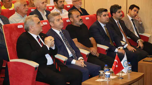 Hopa’da Yamaç Paraşütü Heyecanı: Türkiye’nin Dört Bir Yanından Sporcular Buluştu
