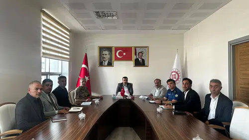 Çat’ta Metruk Binalara Karşı Güvenlik Tedbirleri Artırılıyor