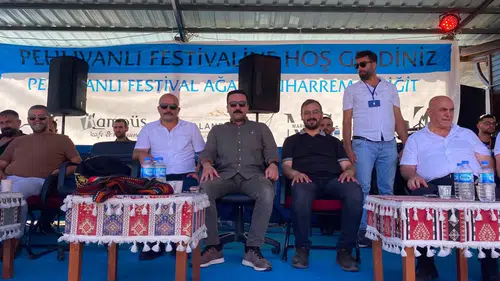 Uzundere’de 6. Geleneksel Pehlivanlı Güreş Festivali Coşkuyla Gerçekleştirildi