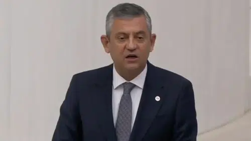 Öfkemizi milletin geleceğinin önüne koymayacağız