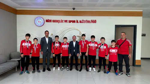 Şampiyon Pehlivanlardan İl Müdürü Ramazan Öztürk’e Ziyaret