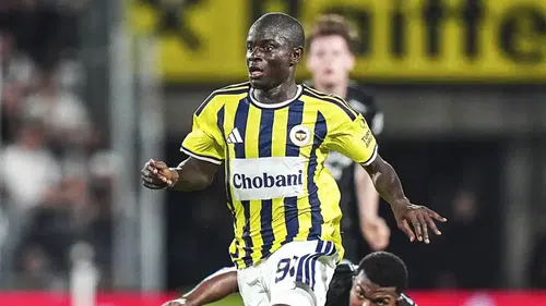 N'Golo Kante performansıyla takdir topladı