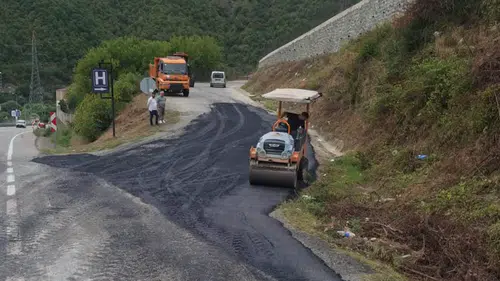 AK Parti Borçka: Siyaset Değil, Hizmet Yarışı
