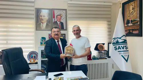 Şavşat Belediyesi’nde Gebze Heyetiyle Yatırım ve Proje Görüşmesi