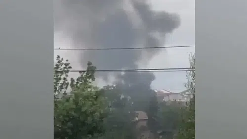 Arnavutköy'de Çatıda Yangın Paniği: İtfaiye Ekibi Hızla Müdahale Etti