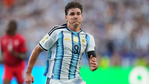 Barcelona, Julian Alvarez için transfer hamlesi yapmayı planlıyor!