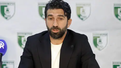Bodrum FK Teknik Direktörü Burhan Eşer'den sabır ve destek vurgusu