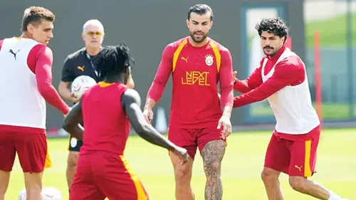 Galatasaray, Erzurumspor FK mesaisinde