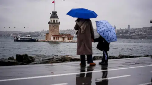 Meteoroloji'den Kritik Uyarı: İstanbul'u Etkisi Altına Alacak Şiddetli Yağış Geliyor!