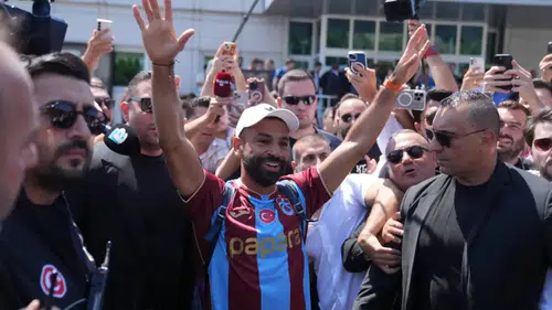 Trabzonspor, Salah Transferini Kamuyu Aydınlatma Platformu'na Duyurdu: 34 Milyon Euro Garanti Ücret!
