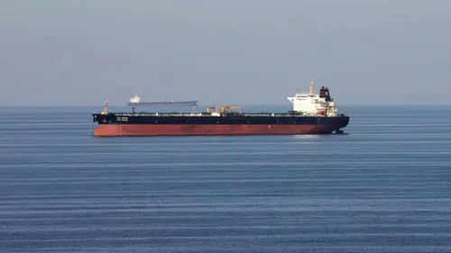 Umman Denizinde Petrolden Kaynaklanan Dev Sızıntı: 390 Kilometrekareyi Etkisi Altına Aldı