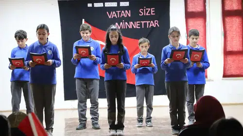 Bayburt Gaziler Haftası’nda Gaziler Ortaokulu’nda Anlamlı Program