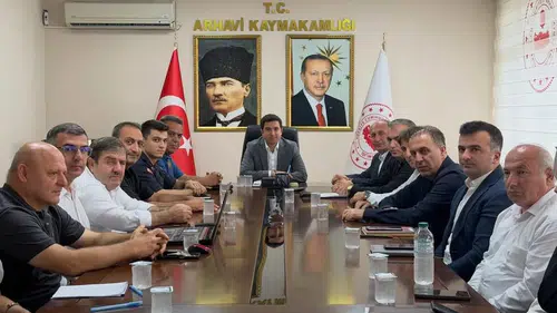 Arhavi’de 2026-2027 Eğitim Öğretim Yılı Öncesi Okul Güvenliği Toplantısı Gerçekleştirildi