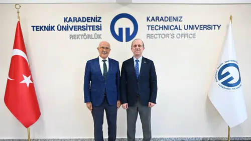 Prof. Dr. Zihni Demirbağ’dan KTÜ Rektörü Çuvalcı’ya veda ziyareti