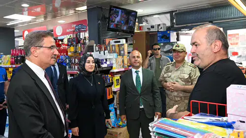 Vali Baruş, Olur’da Esnaf ve Vatandaşlarla Bir Araya Geldi