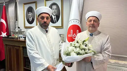 Rize İl Müftülüğünde Devir Teslim: Naci Çakmakçı Görevi İlyas Yılmaztürk’e Devretti