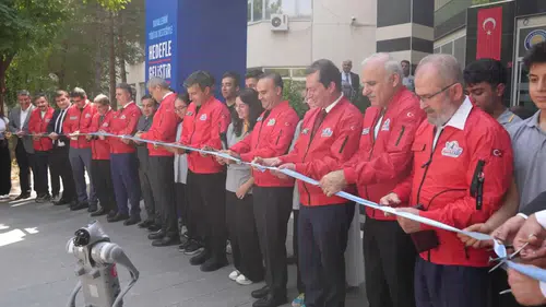 Açılışını Bakan Kacır ile Selçuk Bayraktar, yaptı! Diyarbakır'a teknoloji üssü