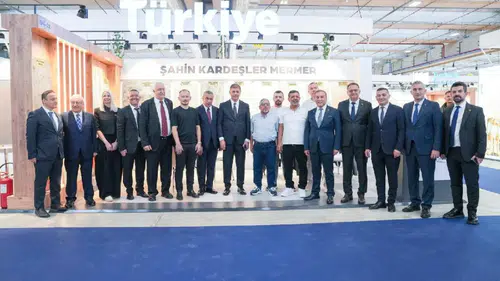 Başkan Tugay’dan İtalya’da Marble İzmir temasları