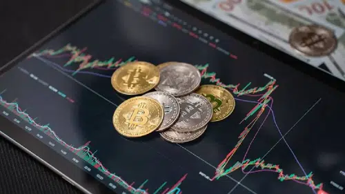 Bitcoin'de yükseliş kısa sürdü: Piyasalar iki kritik gelişmeye odaklandı