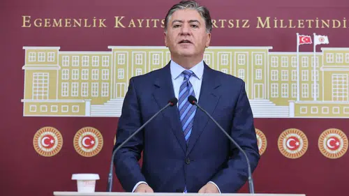 Emir: 'Oğlunu getirtiriz, yeter ki AKP’ye oy ver' dediler