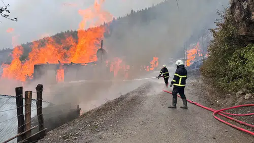 Kastamonu’da köy yangını