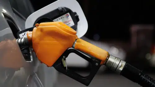 Motorine indirim geldi mi, gelecek mi" Motorin indirimi ne zaman uygulanacak"