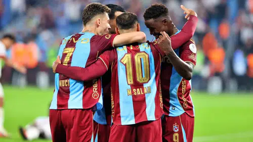 Trabzonspor, milli takıma giden 11 oyuncusuna başarı diledi