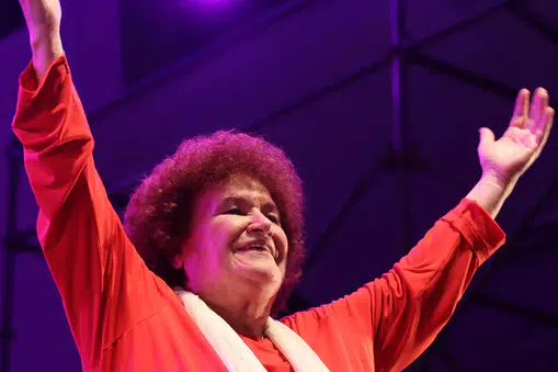 Selda Bağcan Kimdir?