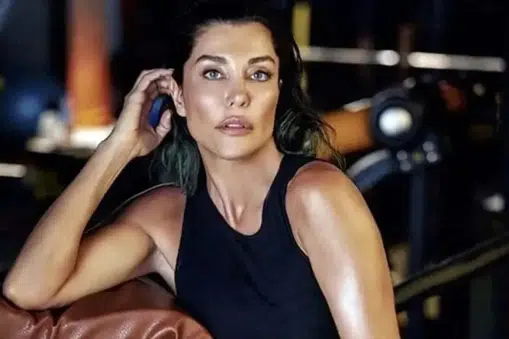 Deniz Akkaya Kimdir? Kaç Yaşında, Nereli, Kariyeri ve Özel Hayatı