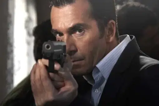 İlker İnanoğlu Kimdir? Yumurcak’tan Arka Sokaklar’a Uzanan Hayatı ve Kariyeri