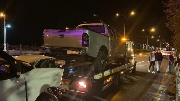 Çayeli'nde trafik kazası: İki kişi hafif yaralandı!