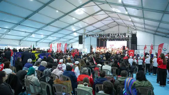 Rize’de 19 Mayıs Coşkusu: Gençlik Bayramı Büyük Bir Heyecanla Kutlandı