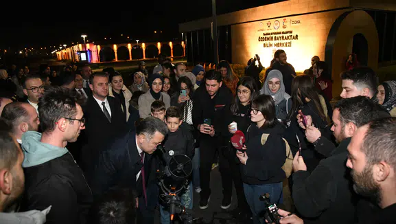 ‘Soğuk Ay’ Trabzon’da Gençleri Büyüledi